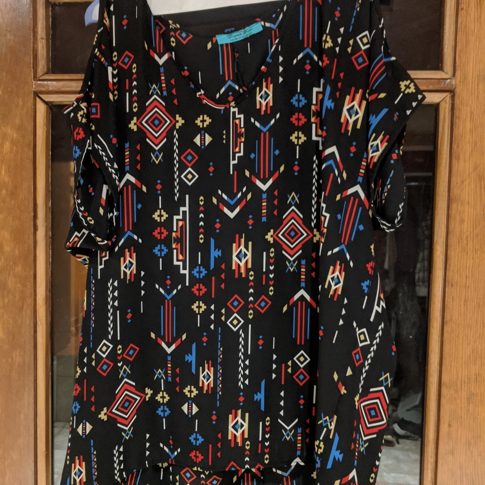 Turquoise Haven Cold-shoulder top ?Lg?